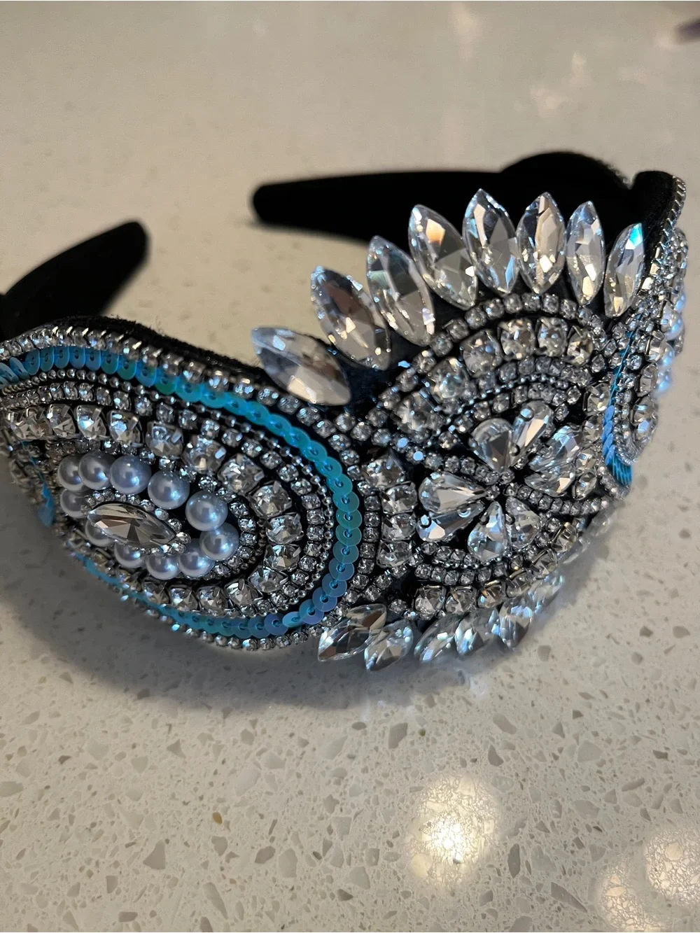 Crystals and faux Pearls Embellished Statement Headband